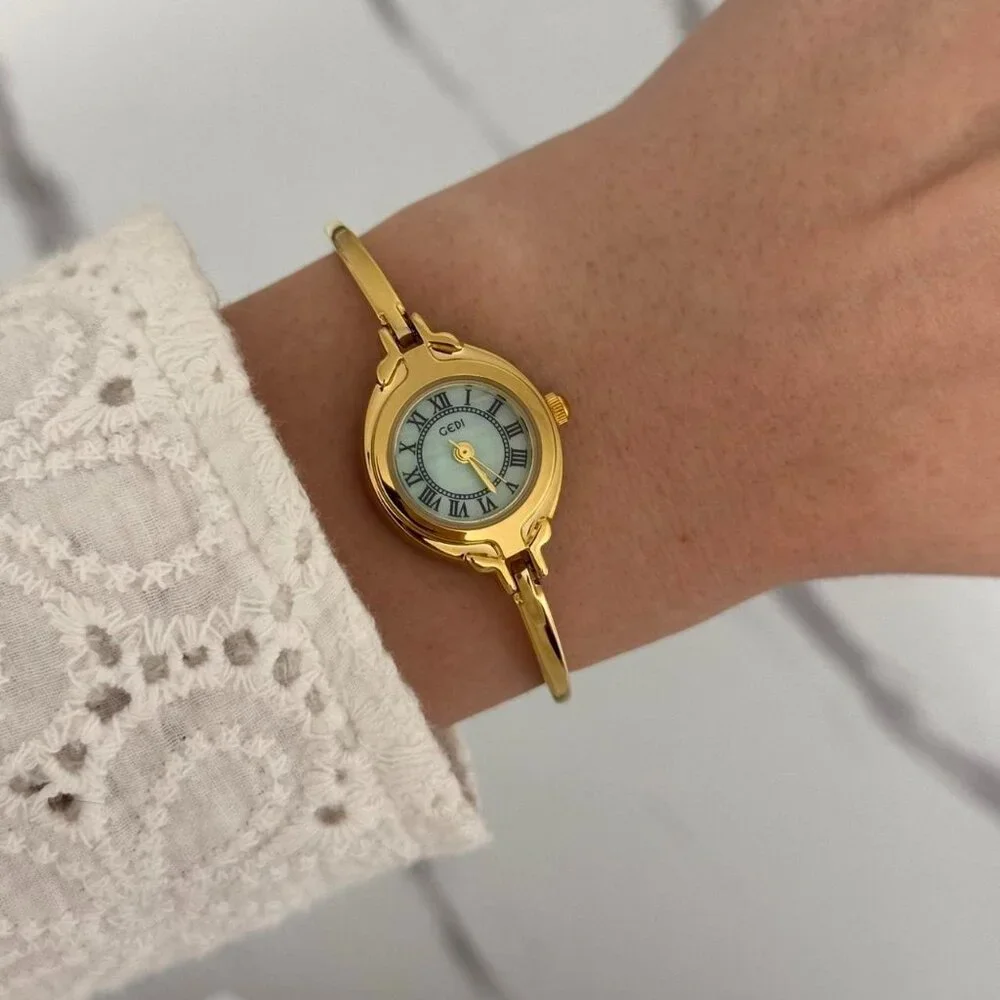 Sku0443 Retro Retro Gold Blue dial Women Casual‎ Round Watch Bracelet + gift bag